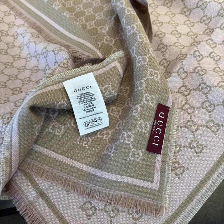 スーパーコピー グッチ マフラー