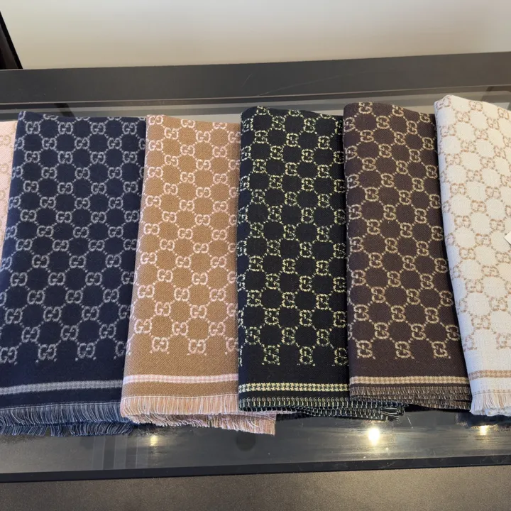 スーパーコピー グッチ マフラー