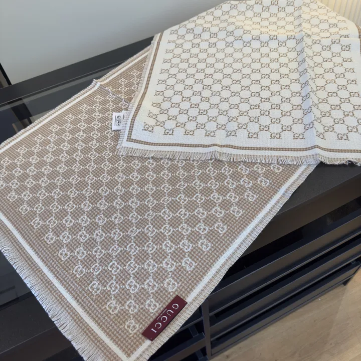 スーパーコピー グッチ マフラー