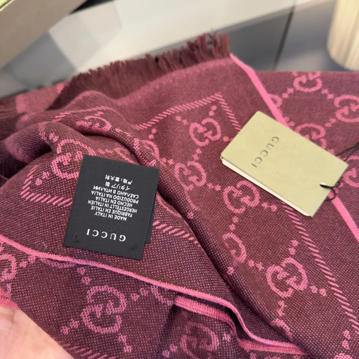 スーパーコピー グッチ マフラー