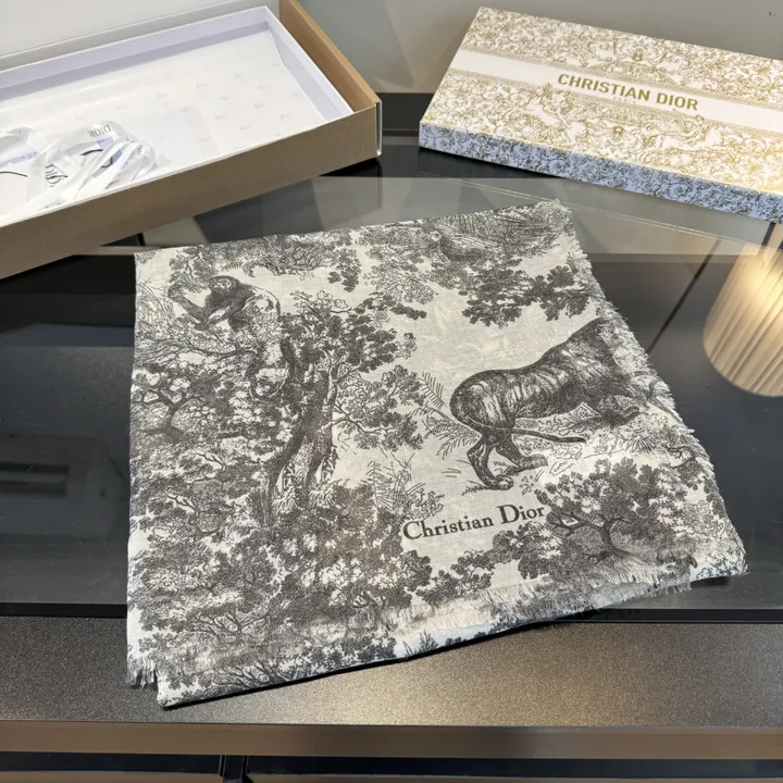 スーパーコピー ディオール マフラー