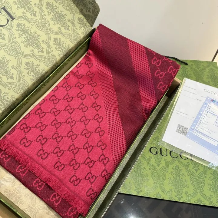 スーパーコピー グッチ マフラー