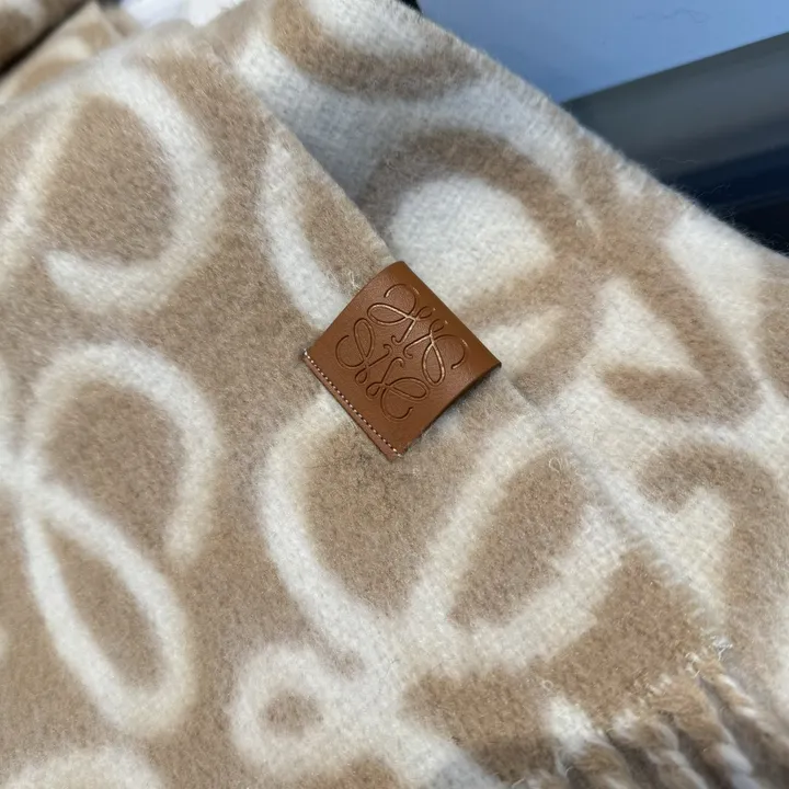 スーパーコピー ロエベ マフラー