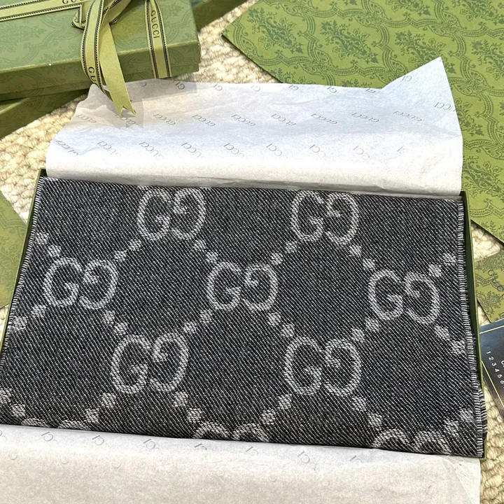 スーパーコピー グッチ マフラー