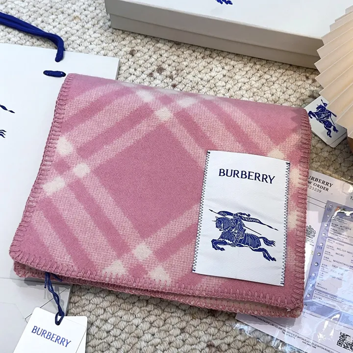 スーパーコピー バーバリー ス マフラー