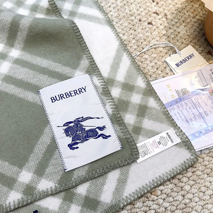 スーパーコピー バーバリー ス マフラー