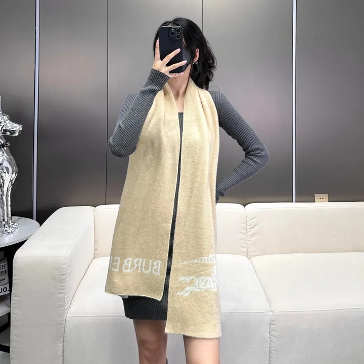 スーパーコピー バーバリー ス マフラー