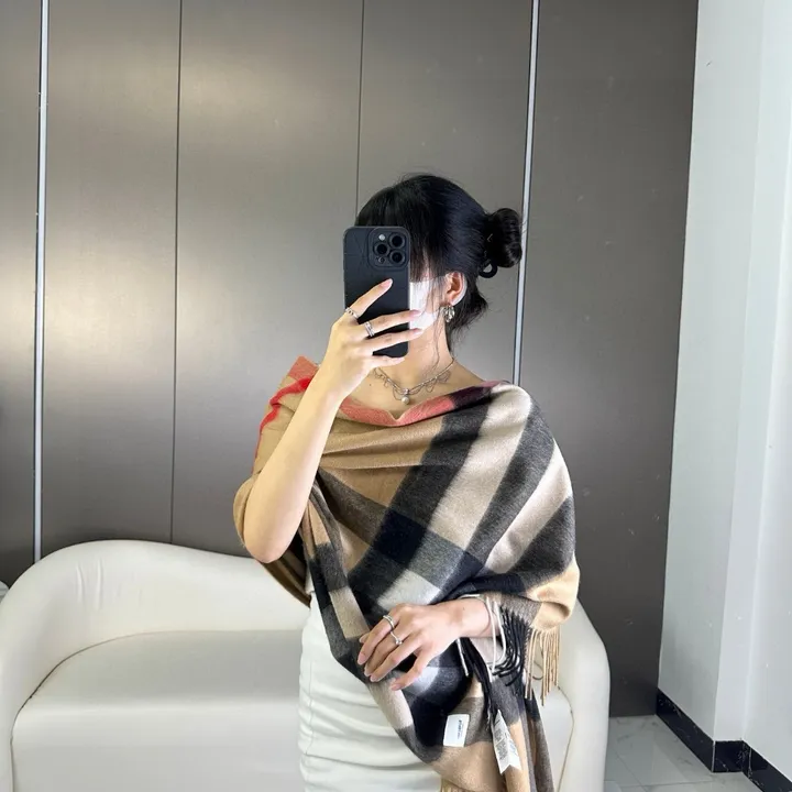 スーパーコピー バーバリー ス マフラー