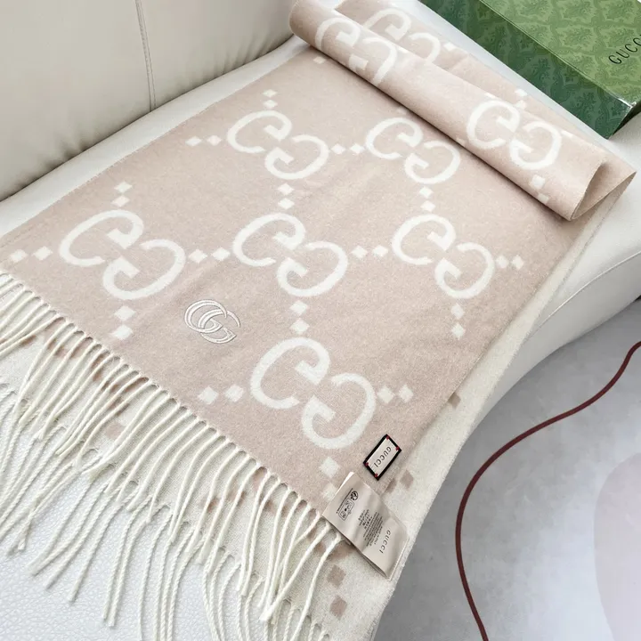 スーパーコピー グッチ マフラー