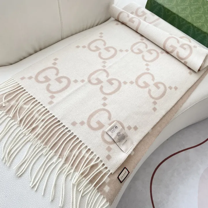 スーパーコピー グッチ マフラー