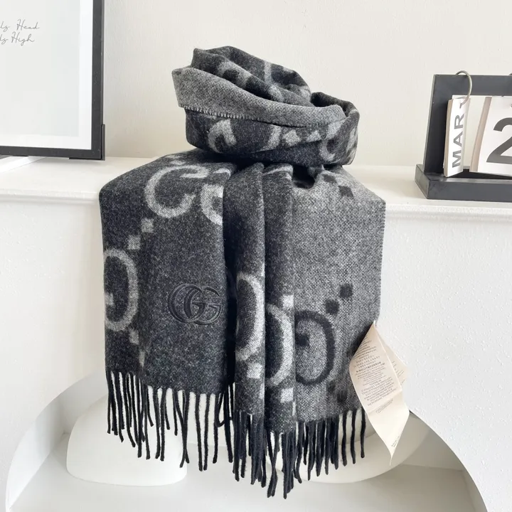 スーパーコピー グッチ マフラー