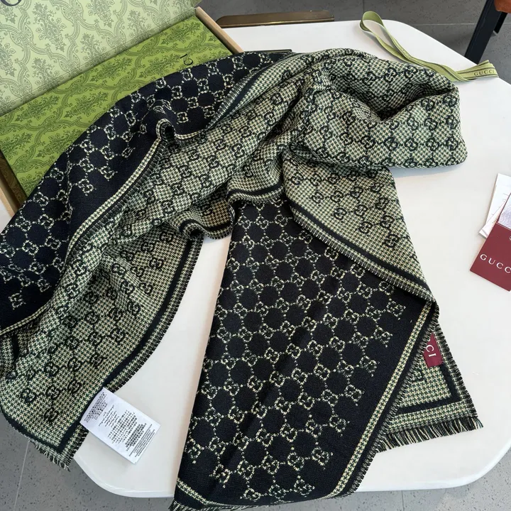 スーパーコピー グッチ マフラー