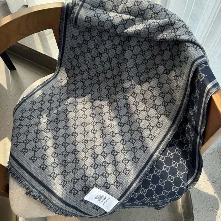 スーパーコピー グッチ マフラー