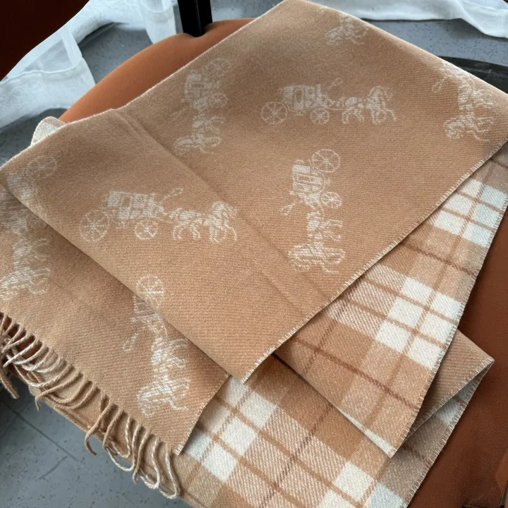 スーパーコピー コーチ マフラー