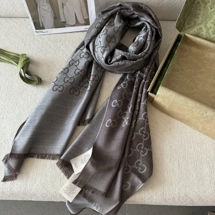 スーパーコピー グッチ マフラー