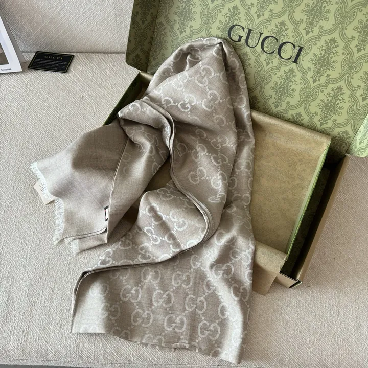 スーパーコピー グッチ マフラー