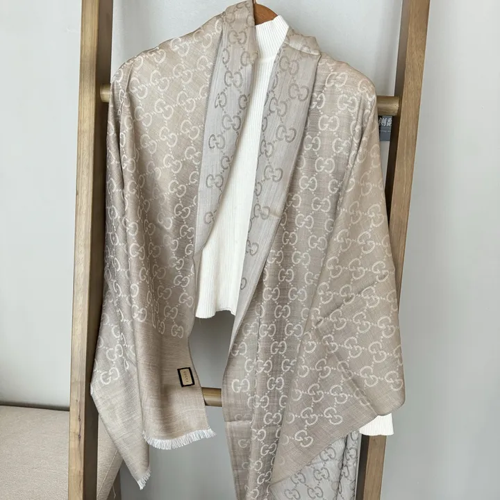 スーパーコピー グッチ マフラー