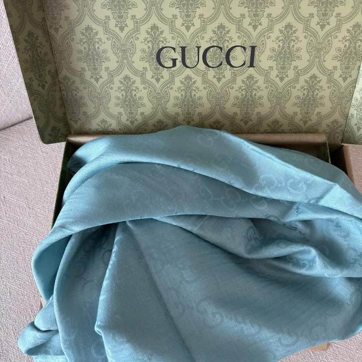 スーパーコピー グッチ マフラー