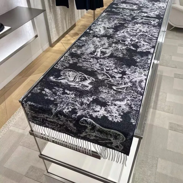 スーパーコピー ディオール マフラー