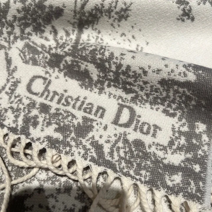 スーパーコピー ディオール マフラー