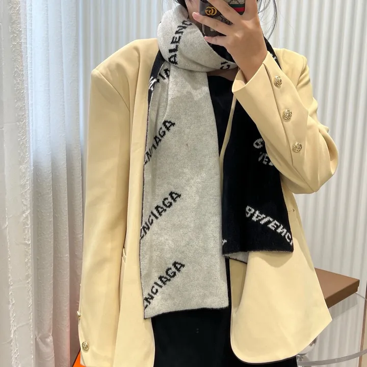 スーパーコピー セリーヌ マフラー