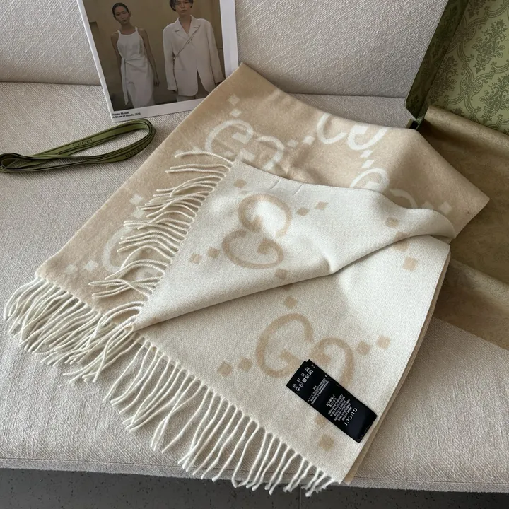 スーパーコピー グッチ マフラー