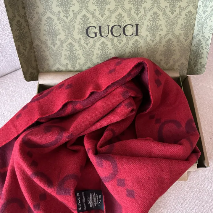 スーパーコピー グッチ マフラー