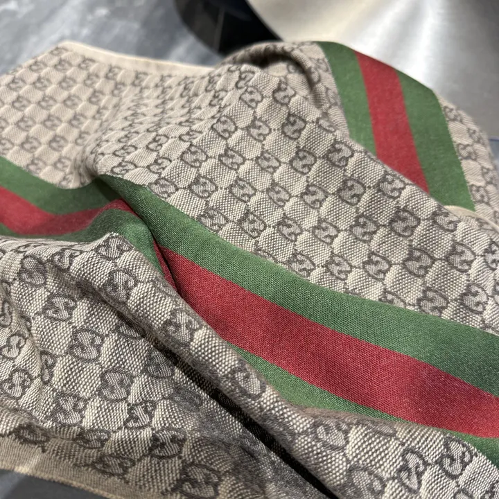 スーパーコピー グッチ マフラー