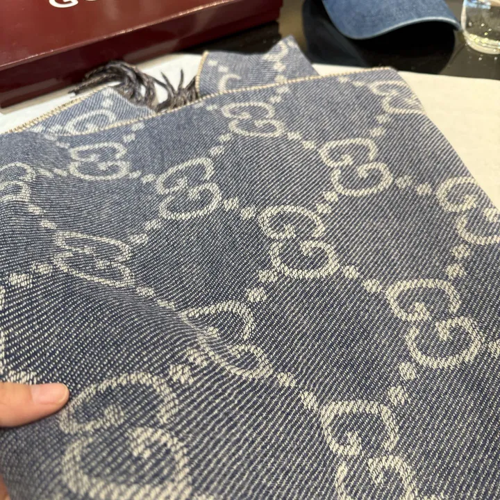 スーパーコピー グッチ マフラー