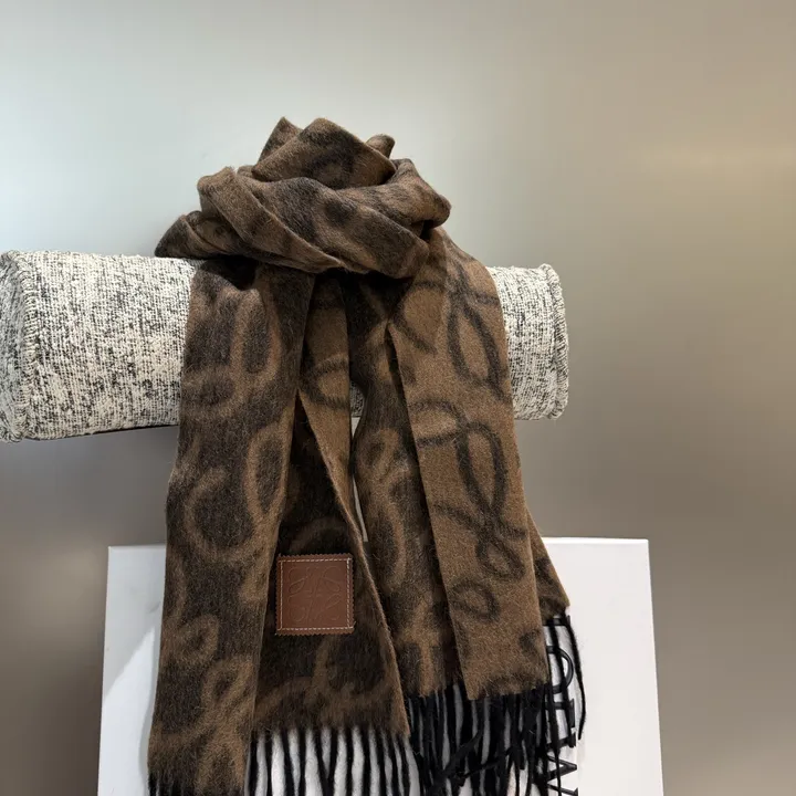 スーパーコピー ロエベ マフラー