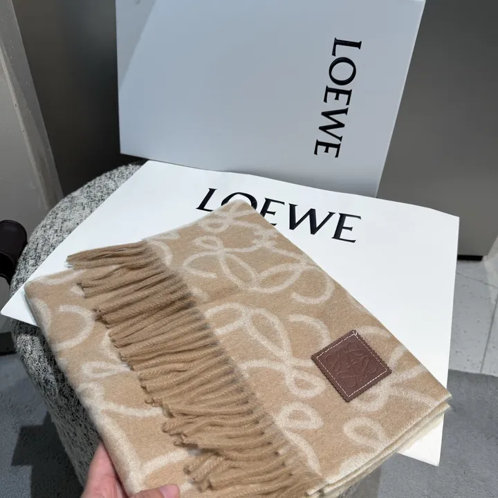 スーパーコピー ロエベ マフラー