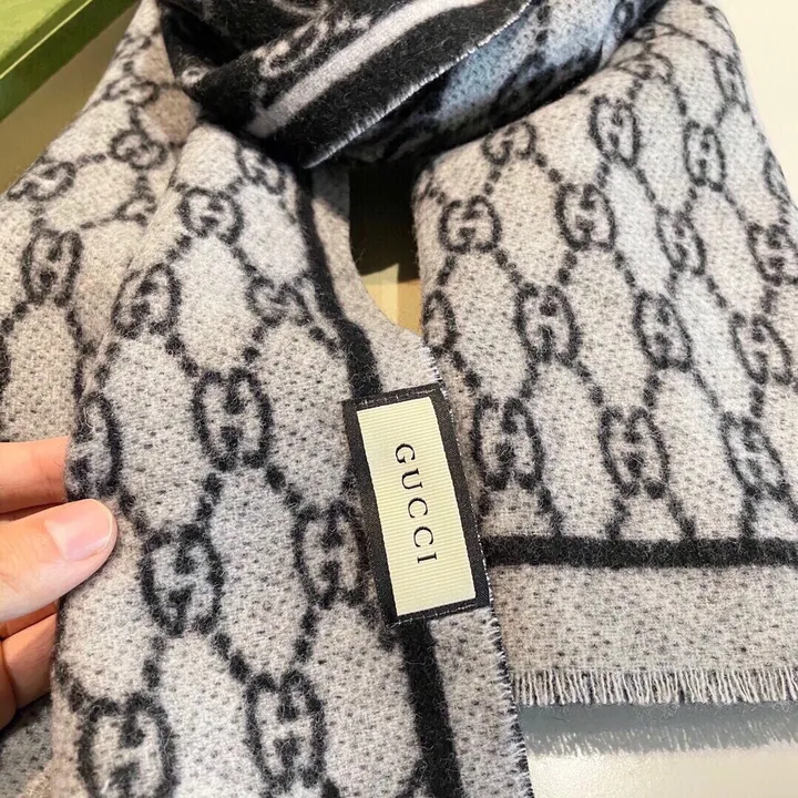 スーパーコピー グッチ マフラー