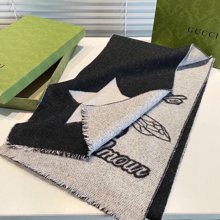 スーパーコピー グッチ マフラー