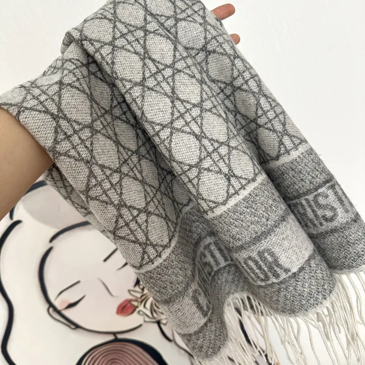 スーパーコピー ディオール マフラー