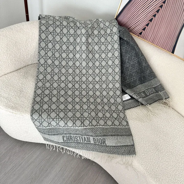 スーパーコピー ディオール マフラー