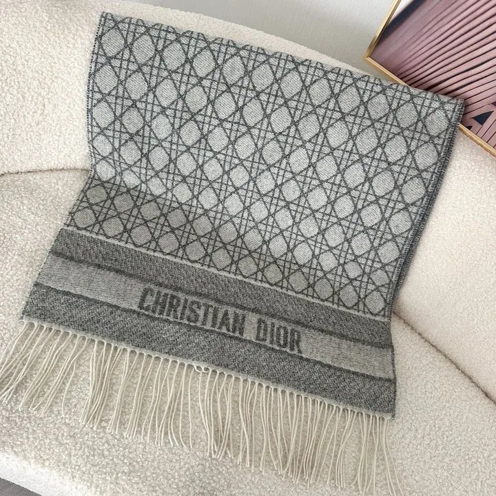 スーパーコピー ディオール マフラー