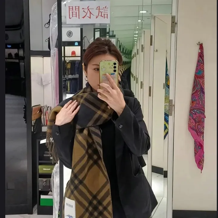 スーパーコピー バーバリー ス マフラー