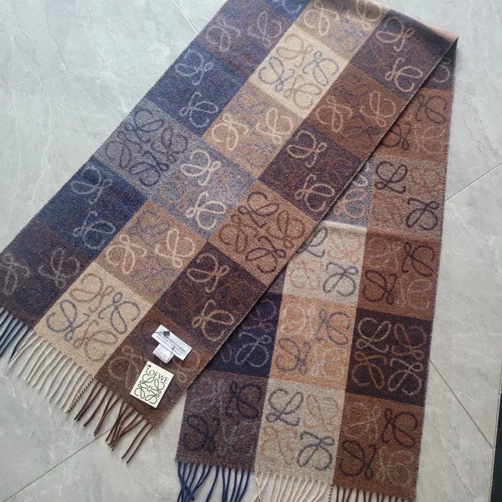 スーパーコピー ロエベ マフラー