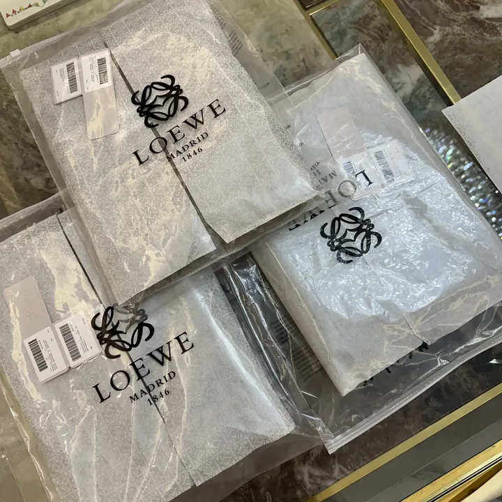 スーパーコピー ロエベ マフラー