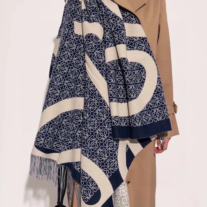 スーパーコピー ロエベ マフラー