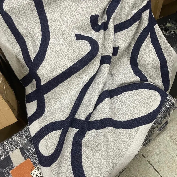 スーパーコピー ロエベ マフラー