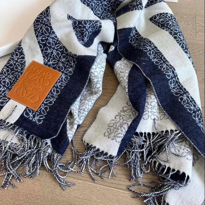 スーパーコピー ロエベ マフラー