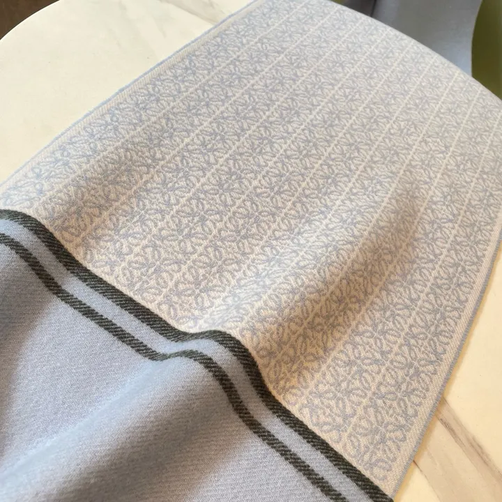 スーパーコピー ロエベ マフラー