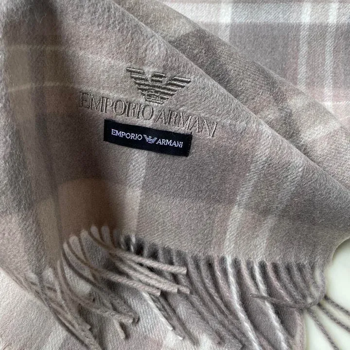 スーパーコピー アルマーニ マフラー