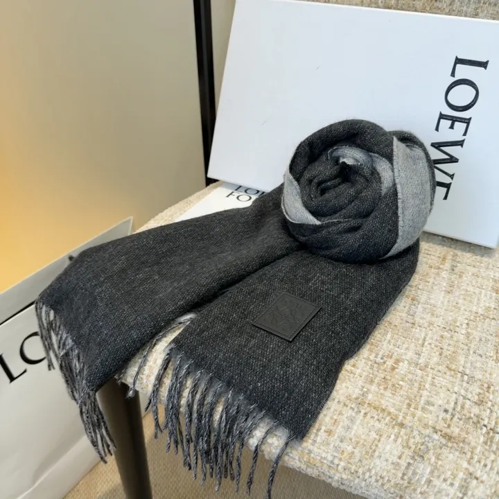 スーパーコピー ロエベ マフラー