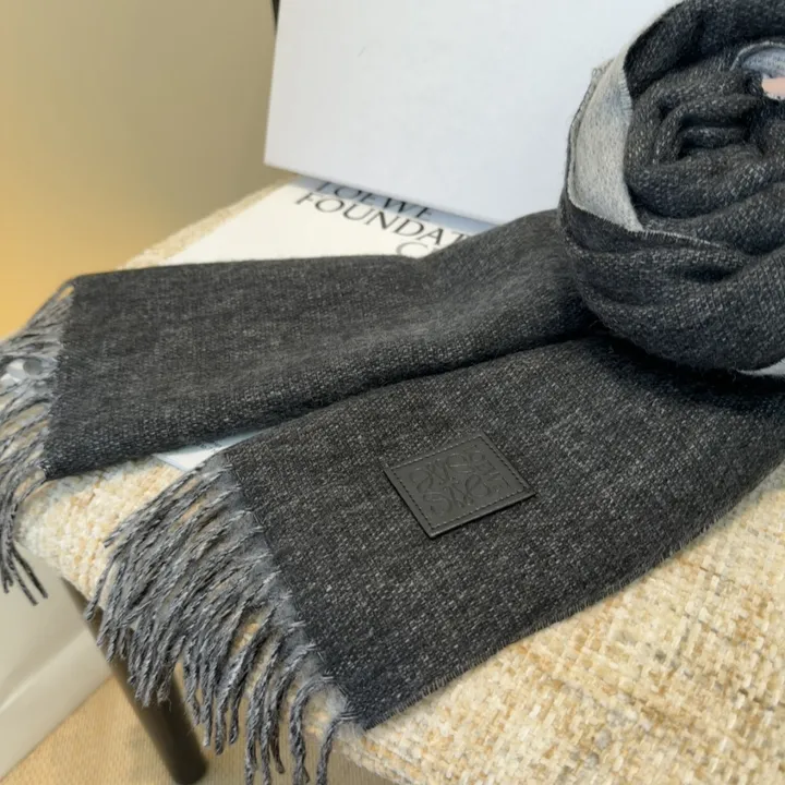 スーパーコピー ロエベ マフラー