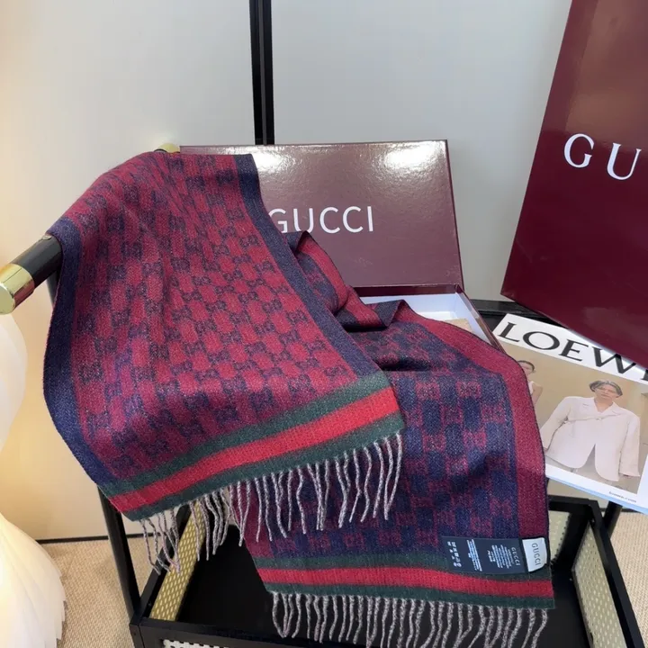 スーパーコピー グッチ マフラー