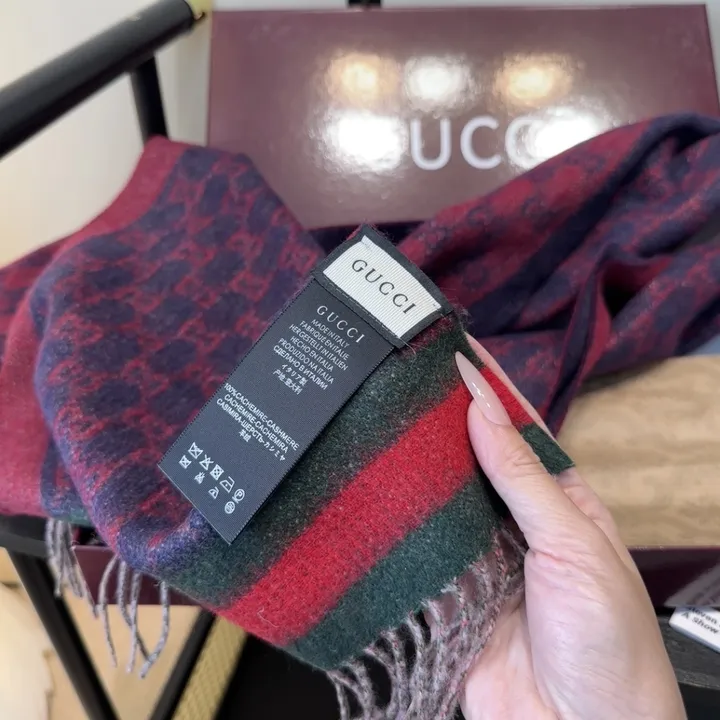 スーパーコピー グッチ マフラー