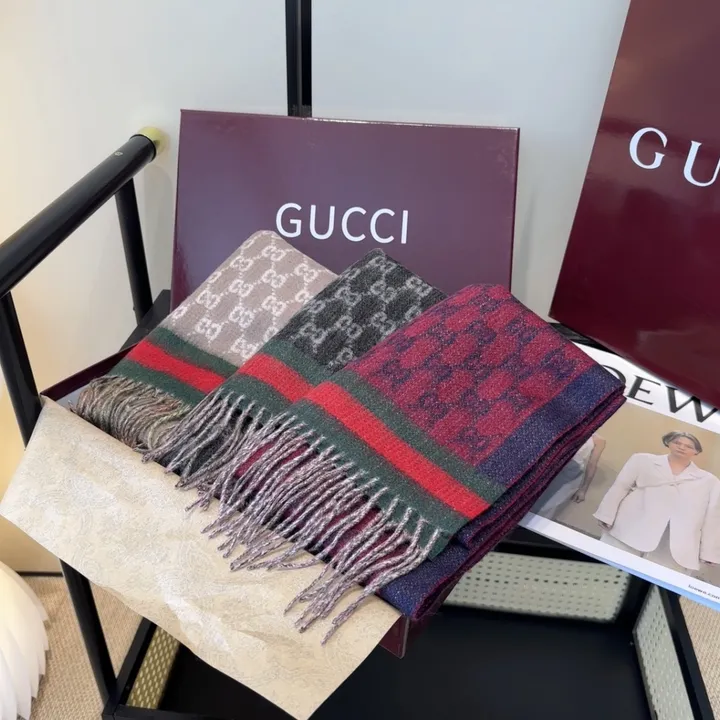 スーパーコピー グッチ マフラー