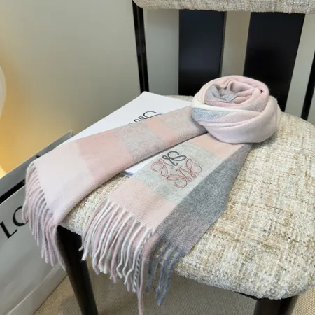 スーパーコピー ロエベ マフラー